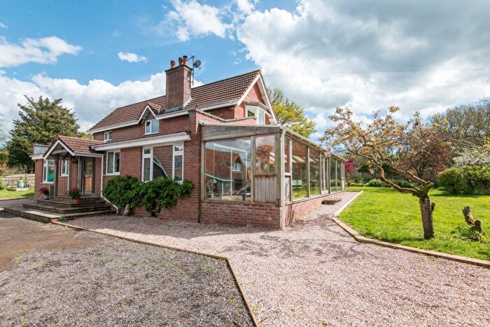 5 Bedroom Detached House For Sale In Lilypond Lane, Whimple, EX5