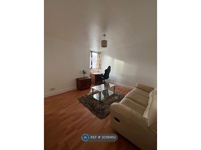 1 Bedroom Flat To Rent In Crown St, Aberdeen, AB11