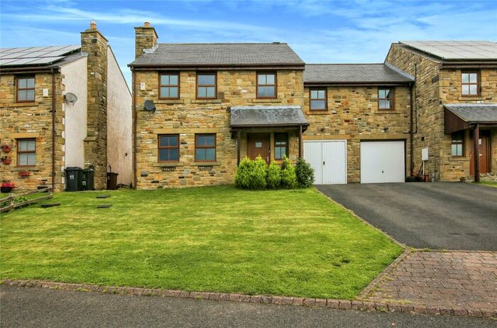 4 Bedroom Link Detached House For Sale In Briar Hill, Bellingham, Hexham, Northumberland, NE48