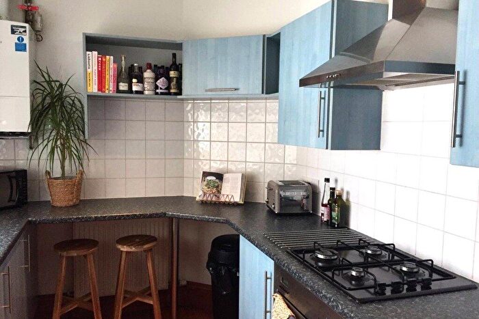 1 Bedroom Flat To Rent In Albyn Grove, West End, Aberdeen, AB10
