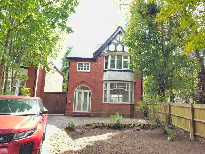 3 Bedroom Detached House To Rent In Derby Road, Nottingham, NG7