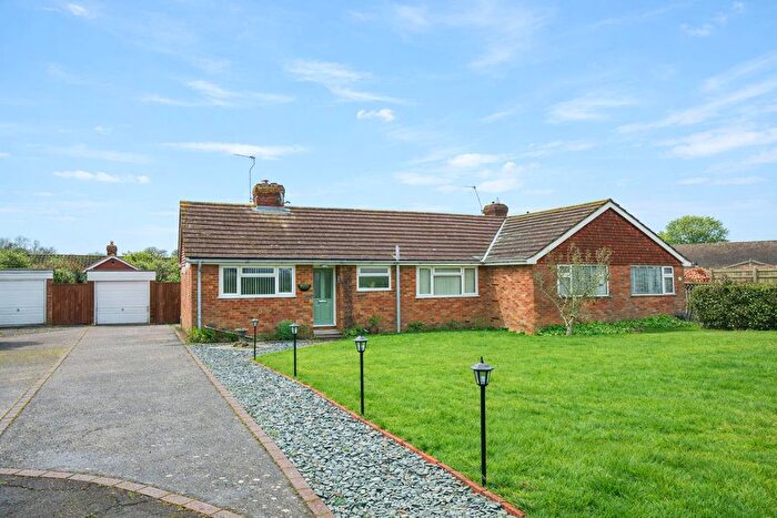2 Bedroom Semi Detached Bungalow For Sale In Pond Close, Broad Oak, TN31