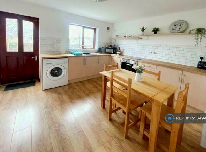 2 Bedroom Terraced House To Rent In Corlan Y Rhos, Llanrug, Caernarfon, LL55