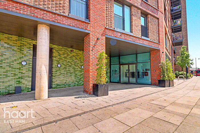 1 Bedroom Apartment For Sale In Ron Leighton Way, London, E6