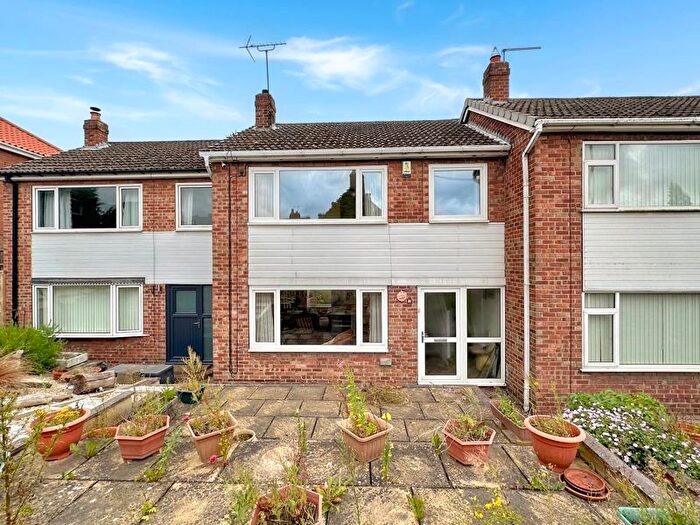3 Bedroom Terraced House For Sale In Ramsden Close, Brotherton, Knottingley, WF11