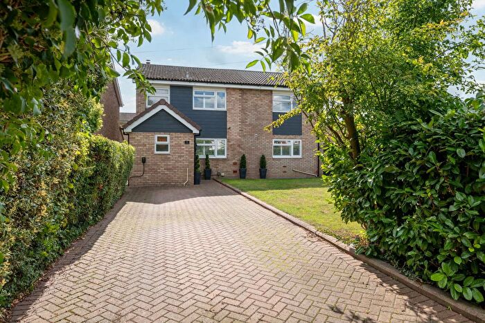 5 Bedroom Detached House For Sale In Baldock Road, Stotfold, Hitchin, SG5