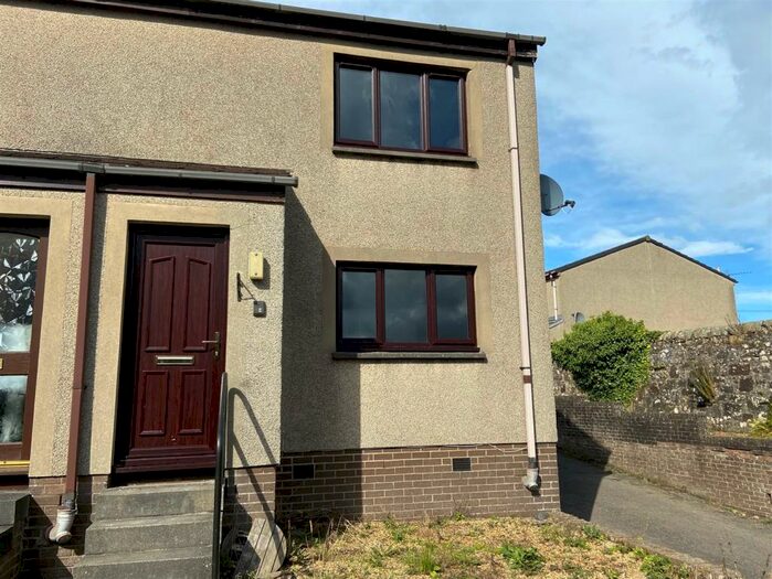 2 Bedroom End Of Terrace House To Rent In Kirkland Court, Kinross, KY13