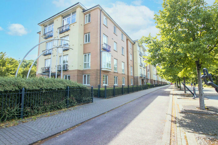 2 Bedroom Apartment To Rent In Sorento House, Lloyd George Avenue, Cardiff, CF10