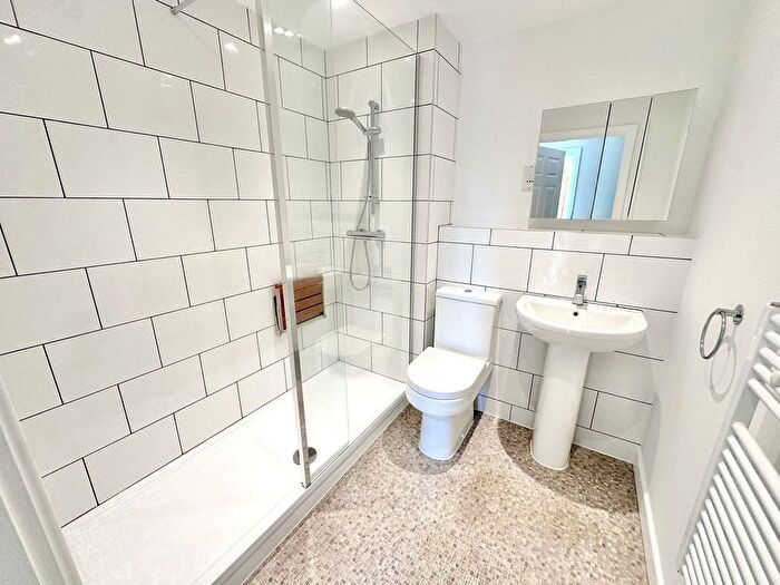 1 Bedroom Flat For Sale In Newfoundland Drive, Poole, BH15