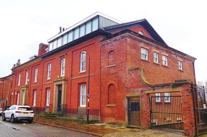 2 Bedroom Flat To Rent In West Cliff, Preston, Lancashire, PR1