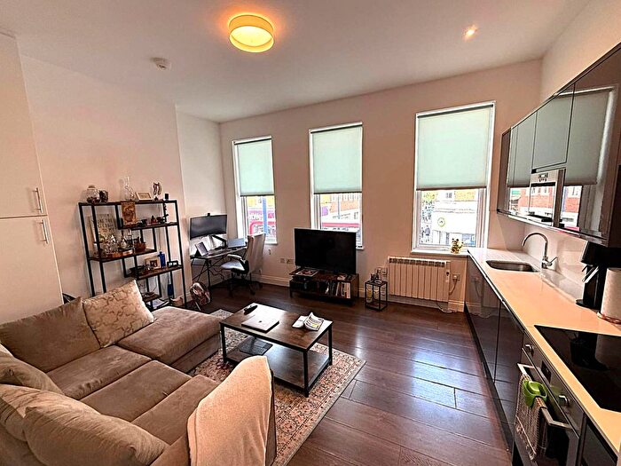 1 Bedroom Flat To Rent In Putney High Street, London, SW15