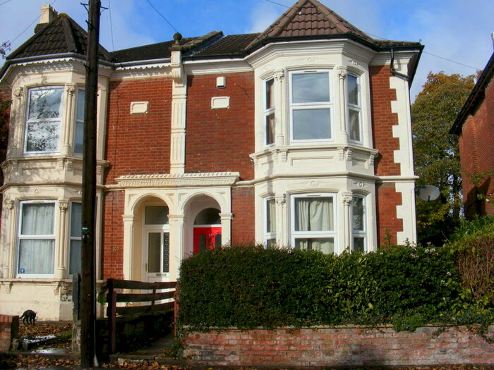 7 Bedroom House To Rent In Gordon Avenue, Portswood, Southampton, SO14