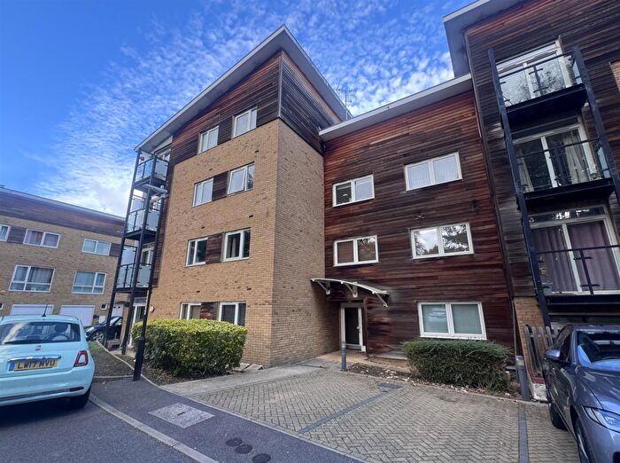 2 Bedroom Apartment To Rent In Brunell Close, Maidstone, ME16