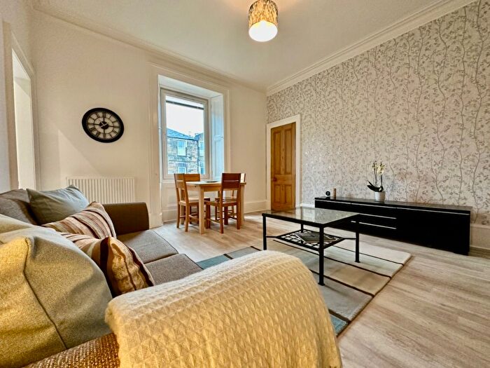 2 Bedroom Flat To Rent In Richmond Terrace, Haymarket, Edinburgh, EH11