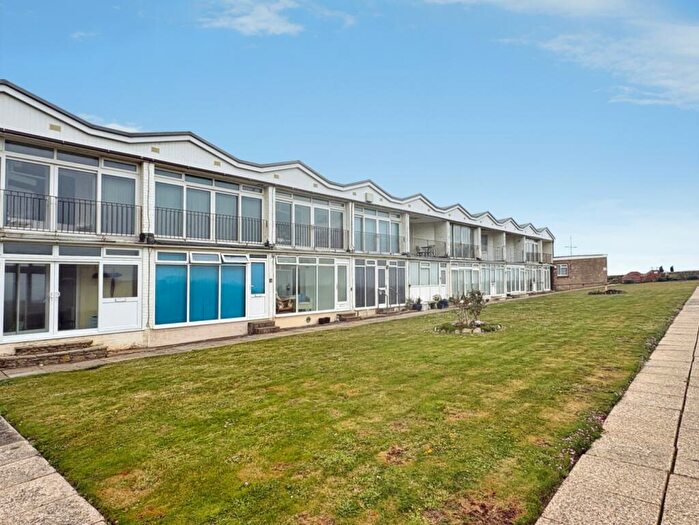 1 Bedroom Apartment For Sale In Kingfisher Court, West Bay, DT6