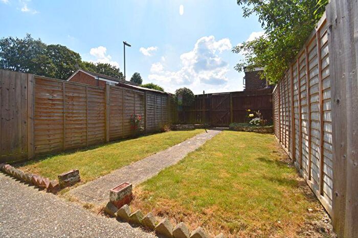 4 Bedroom Detached House To Rent In Keats Close, Basingstoke, RG24