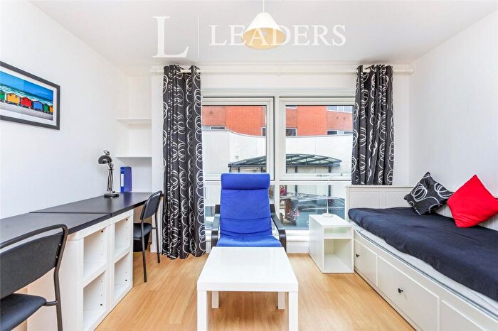 Studio For Sale In Gunwharf Quays, Portsmouth, Hampshire, PO1