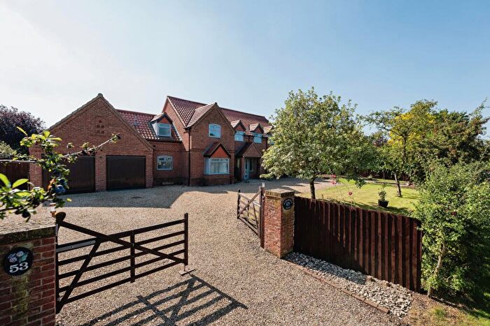 4 Bedroom Detached House For Sale In West Road, Pointon, NG34