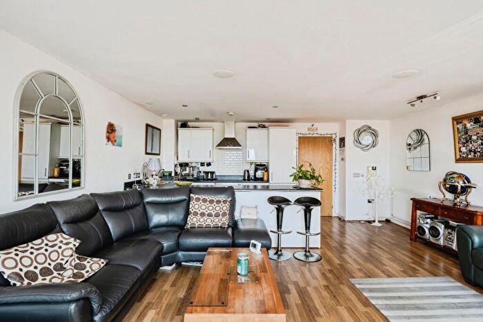 3 Bedroom End Of Terrace House For Sale In Kilvey Terrace, St. Thomas, Swansea, SA1
