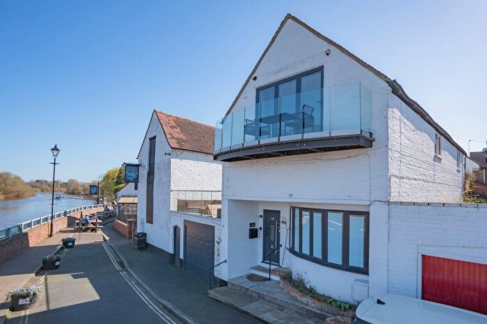 3 Bedroom Detached House For Sale In Waterside, Upton-Upon-Severn, Worcester, Worcestershire, WR8