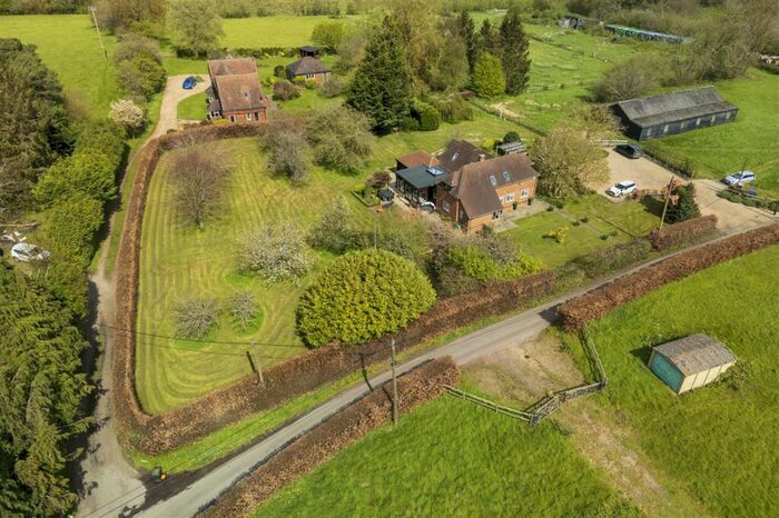 4 Bedroom Detached House For Sale In Cherry Tree Farm, Grove Road, Selling, ME13