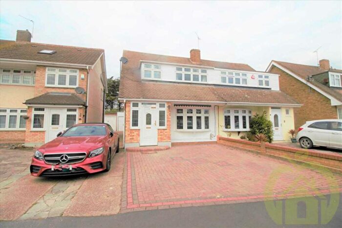 3 Bedroom Semi-Detached House To Rent In Denbigh Close, Hornchurch, RM11