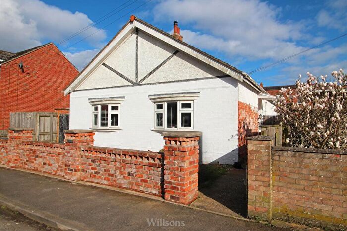 3 Bedroom Detached Bungalow For Sale In Roseberry Avenue, Skegness, PE25