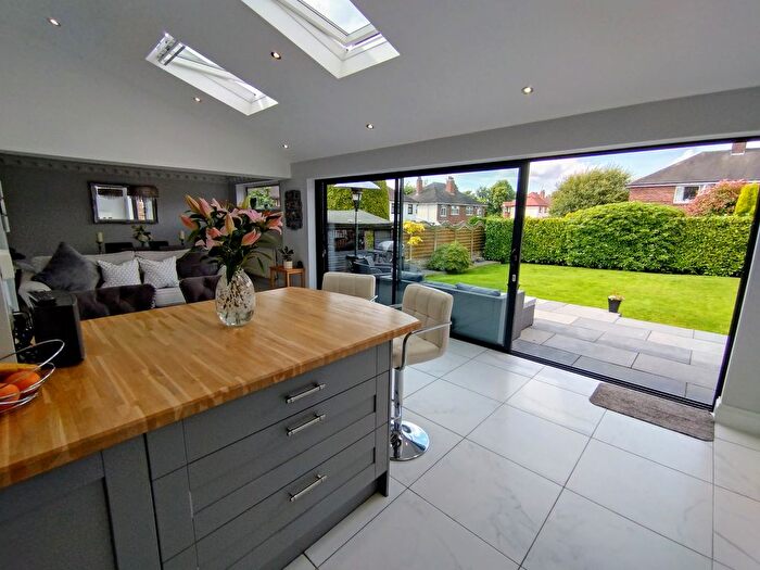 3 Bedroom Detached House For Sale In Conway Road, Knypersley, Stoke-On-Trent, ST8