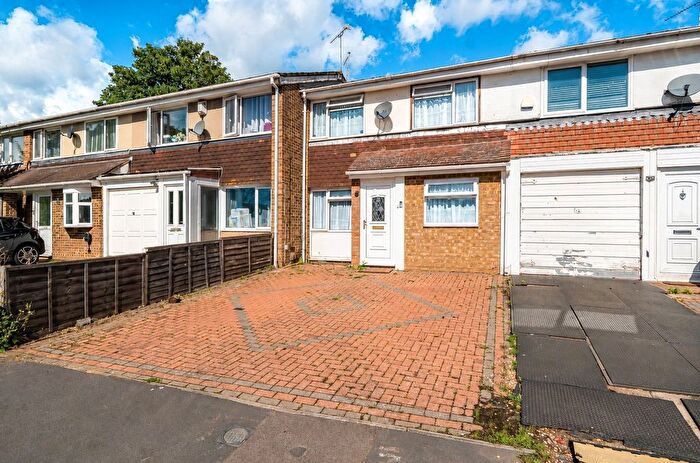 3 Bedroom Terraced House For Sale In Sunnybank, Murston, Sittingbourne, Kent, ME10