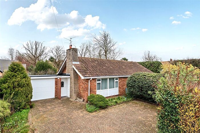 3 Bedroom Bungalow For Sale In Grange Park, Cranleigh, GU6