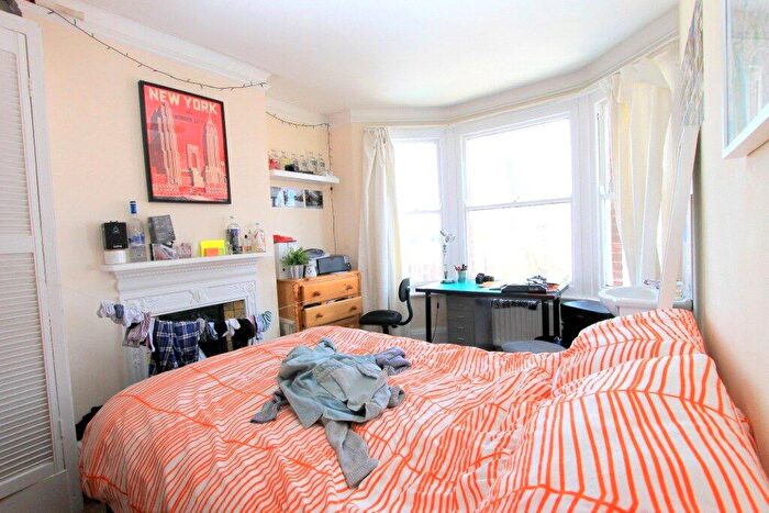 1 Bedroom Terraced House To Rent In Osborne Road, Brighton, East Sussex, BN1