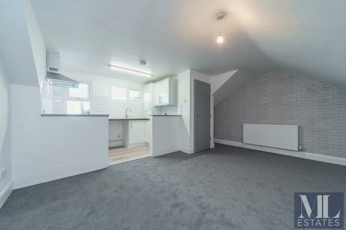 2 Bedroom Flat To Rent In Crownhill Road, Harlesden, NW10