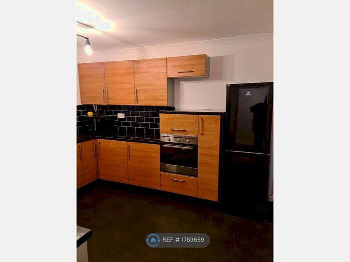 3 Bedroom Flat To Rent In Falkirk, Falkirk, FK1