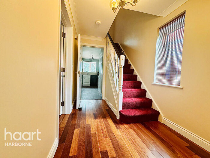 6 Bedroom Town House To Rent In Handsworth, Birmingham, B21