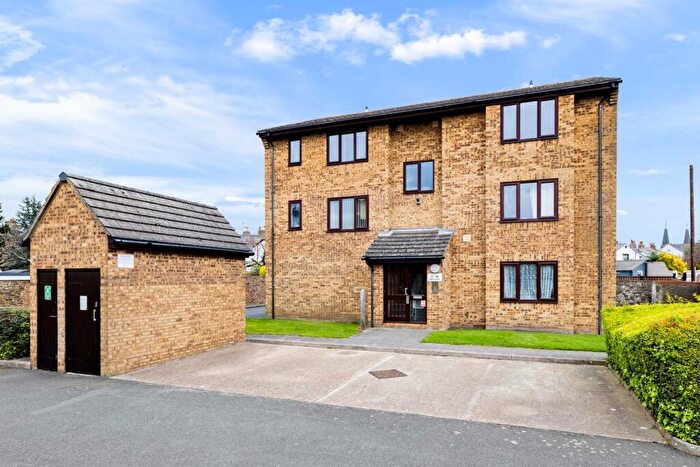 1 Bedroom Flat For Sale In West Street, Deal, CT14