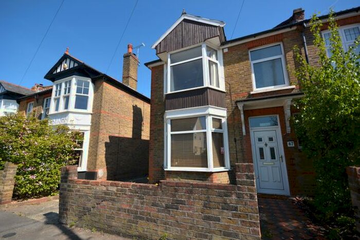 3 Bedroom Semi-Detached House To Rent In Mildmay Road, Chelmsford, CM2