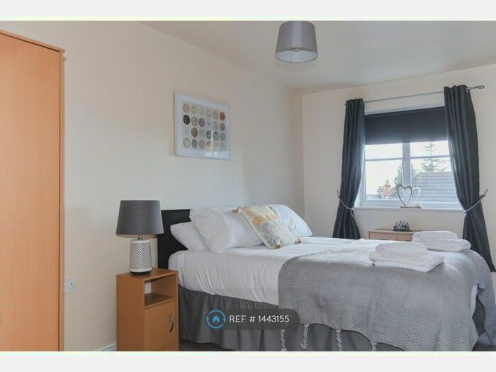 2 Bedroom Flat To Rent In Basingstoke Road, Reading, RG2