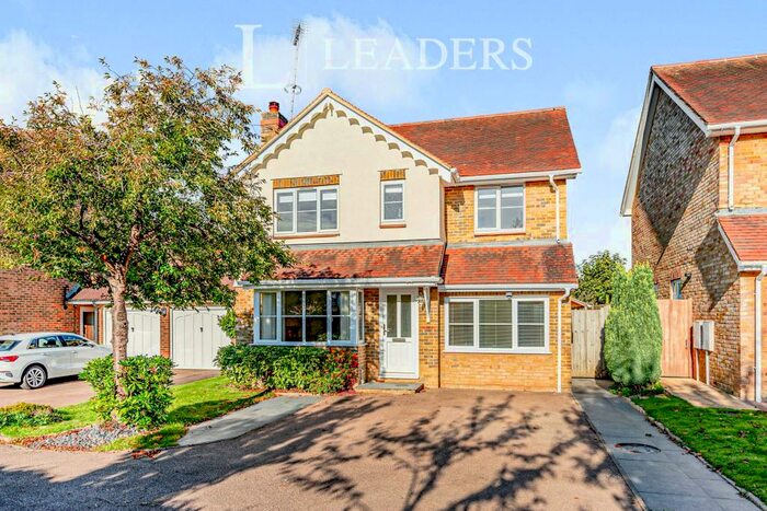 5 Bedroom Detached House To Rent In Tanbridge Park, Horsham, RH12