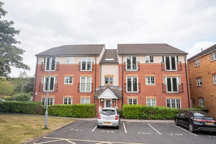 2 Bedroom Apartment For Sale In Davenham Court, Liverpool, L15