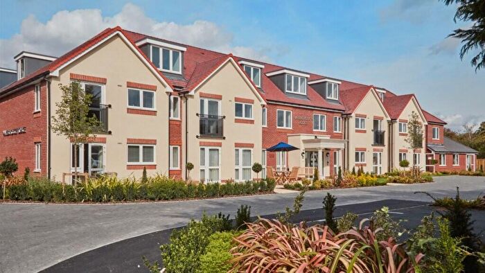 1 Bedroom Retirement Property For Sale In Bed Apartment, Marlborough Lodge, Kidlington, OX5