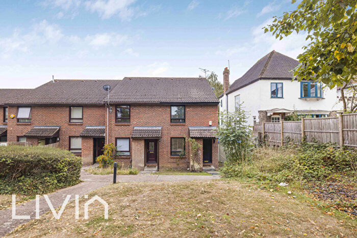 1 Bedroom House For Sale In Ardent Close, London, SE25
