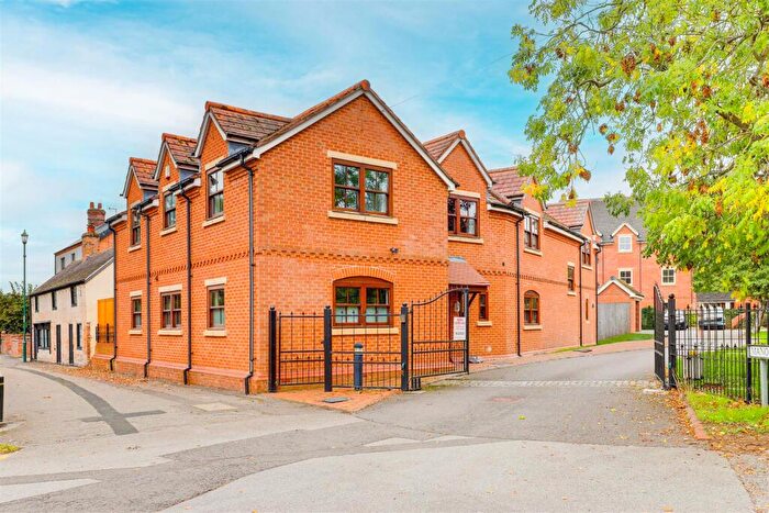 3 Bedroom Semi-Detached House For Sale In Manor House Close, Wilford Village, Nottinghamshire, NG11