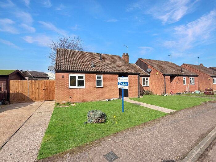 2 Bedroom Terraced Bungalow For Sale In Carter Close, Brampton, Cambridgeshire., PE28