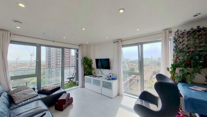 2 Bedroom Apartment To Rent In Christian Street, London, E1