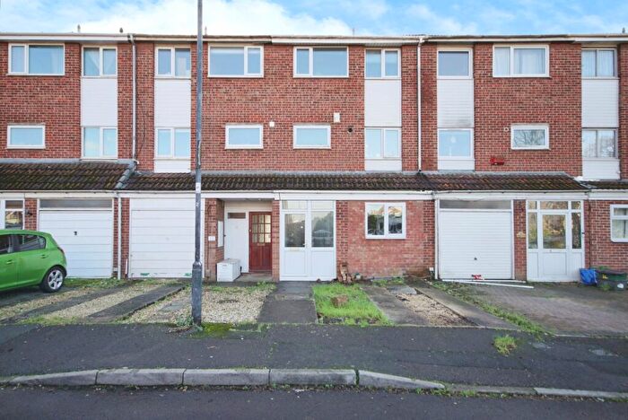 3 Bedroom Terraced House For Sale In Linden Close, Fishponds, Bristol, BS16