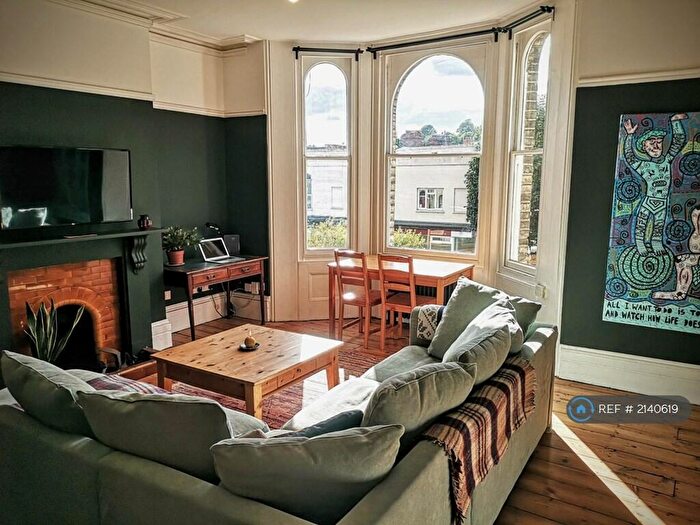 2 Bedroom Maisonette To Rent In Gladstone Terrace, Brighton, BN2