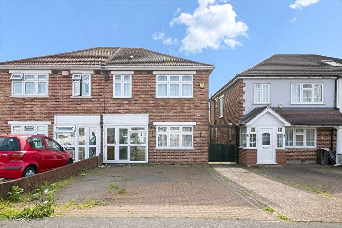 3 Bedroom Semi-Detached House To Rent In Longford Gardens, Hayes, UB4