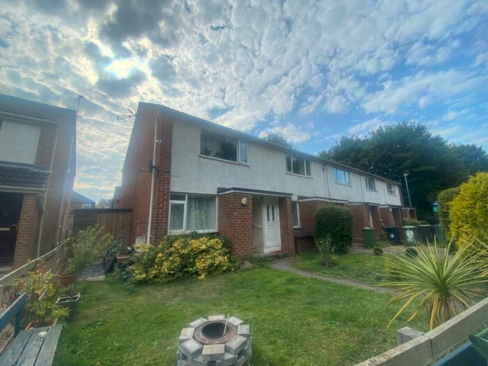 1 Bedroom Flat To Rent In Salisbury Mews, Horsforth, Leeds, LS18