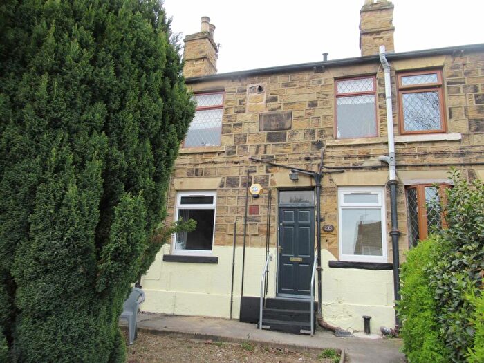 2 Bedroom Apartment To Rent In Oulton, LS26