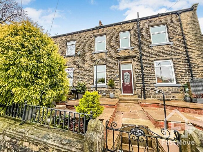 3 Bedroom End Of Terrace House For Sale In Mount Road, Marsden, HD7